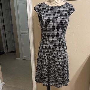 Anne Klein Black and White Patterned Midi Dress